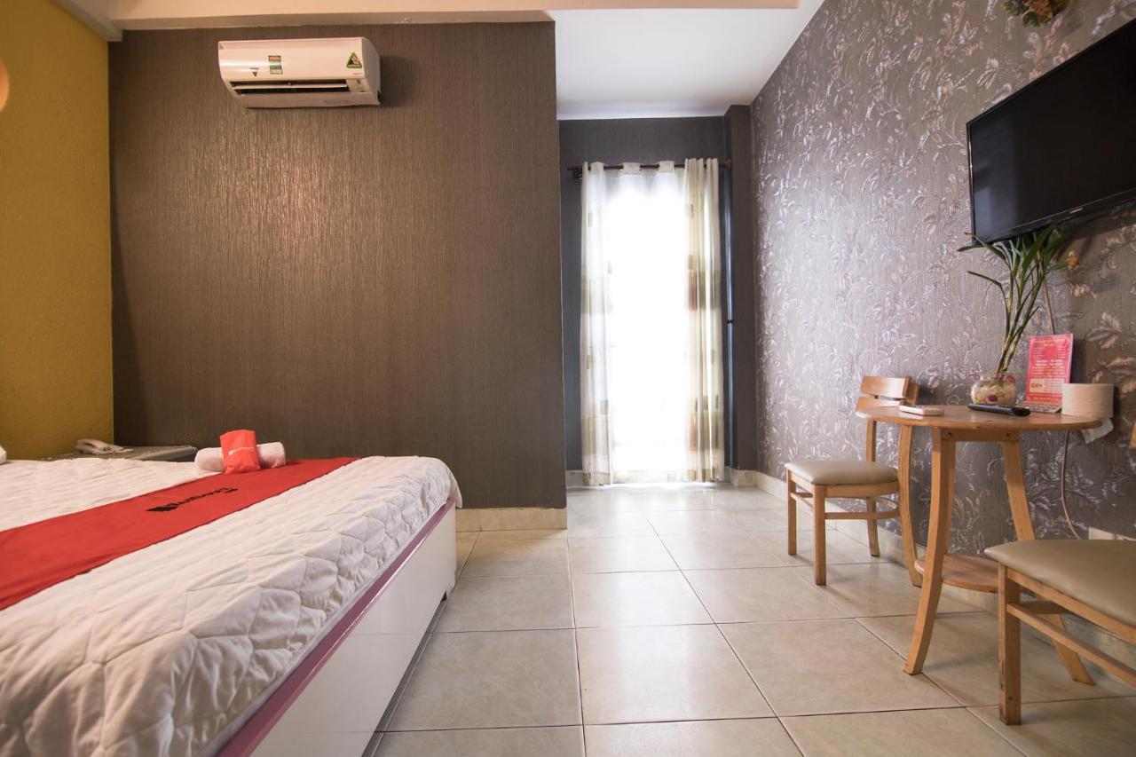 Reddoorz Plus Near Aeon Mall Tan Phu 2 Ho Chi Minh-byen Eksteriør bilde